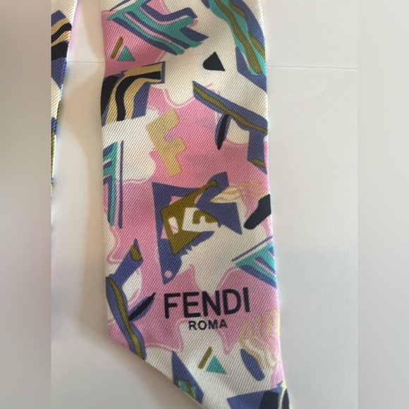 Authentic Fendi Twilly - Picture 3 of 4